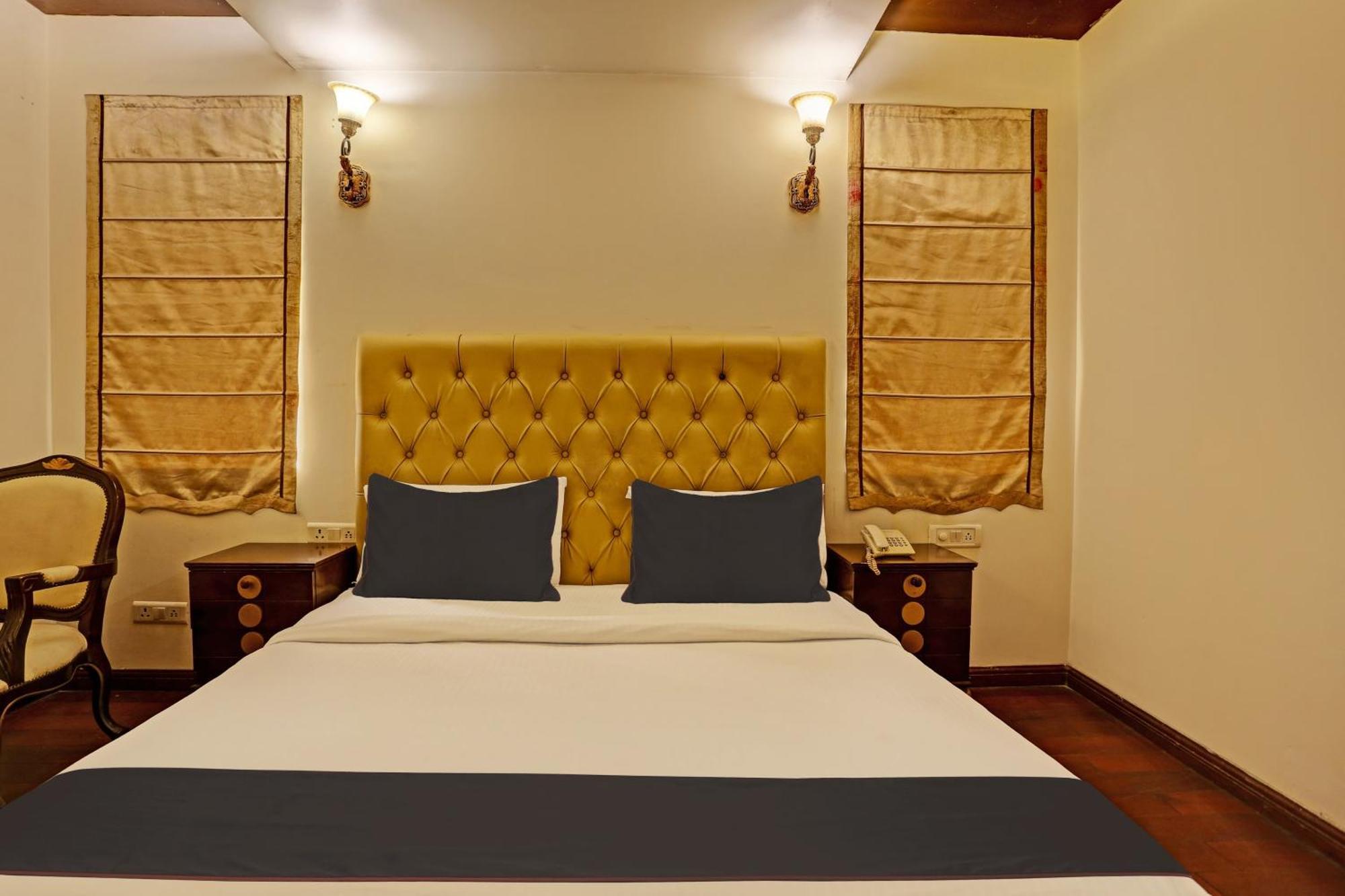 Hotel Townhouse The Royce New Friends Colony à New Delhi Extérieur photo